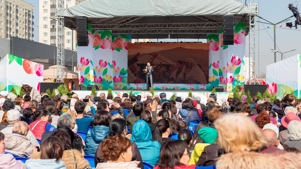 Миллионы в сети и тысячи на площадях: Цифровой рекорд Наурыза в Алматы