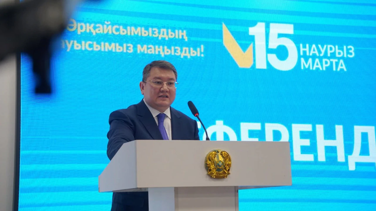 Түркістанда Президент кеңесшісі Мәлік Отарбаев Ордабасы тұрғындарымен кездесті