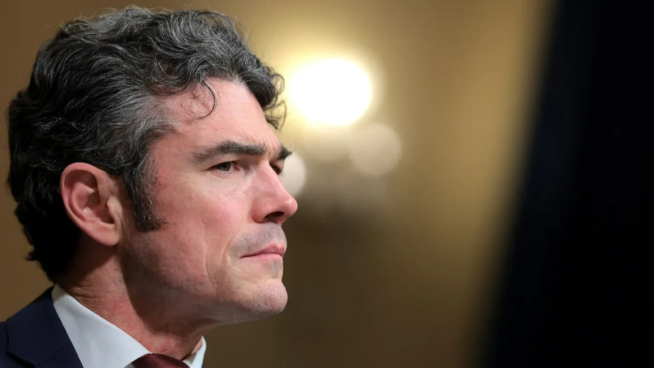 АҚШ-тың жоғары лауазымды шенеунігі Ирандағы соғысқа қарсылық білдіріп, қызметінен кетті