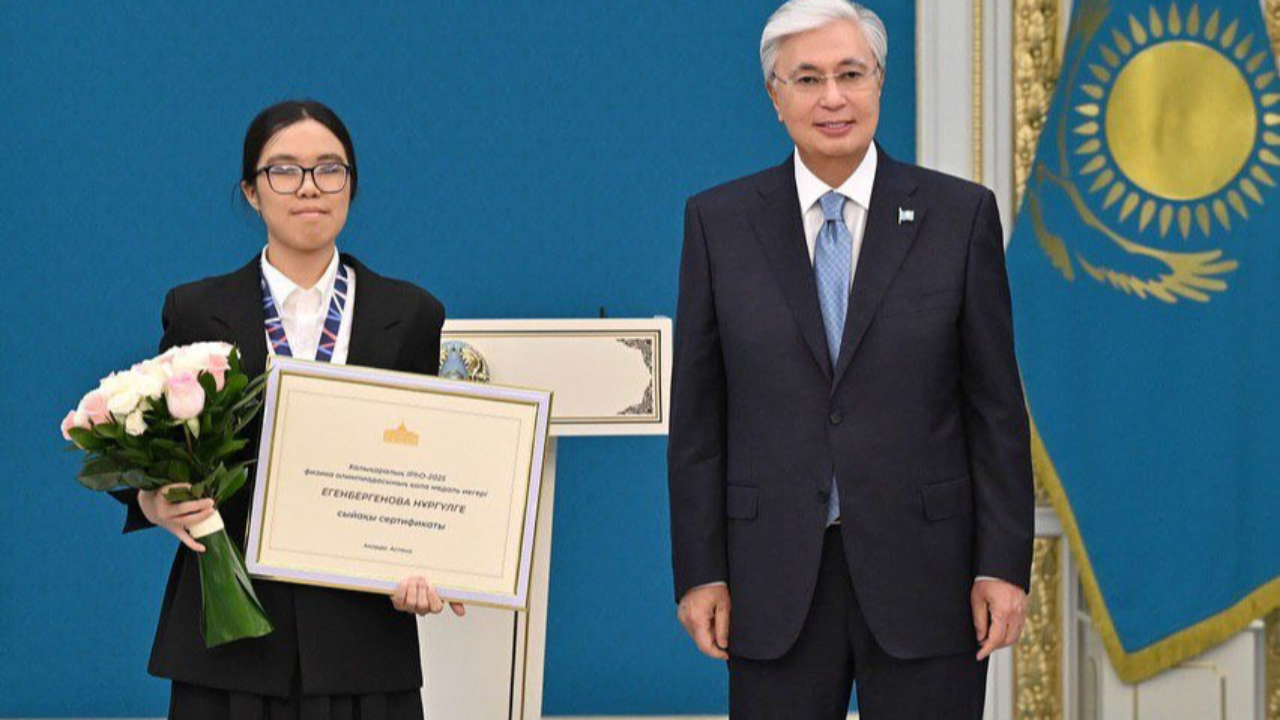 Президенттен сыйақы алған оқушы әлемдегі №1 университетке түсті