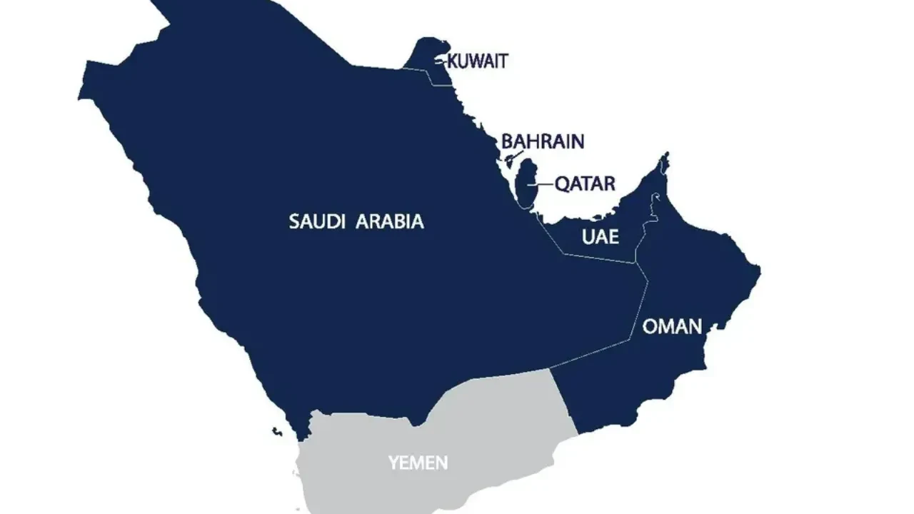 Страны Залива требуют немедленного прекращения ударов, угрожая ответными мерами