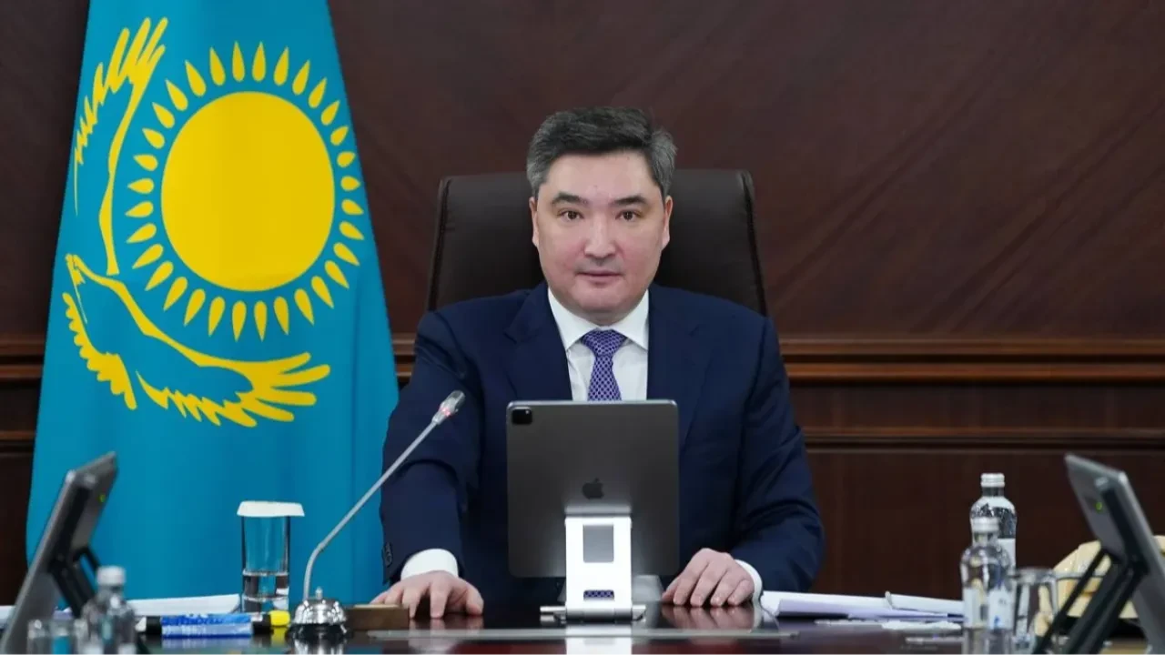 Бектенов предложил оценивать акимов по научным достижениям регионов