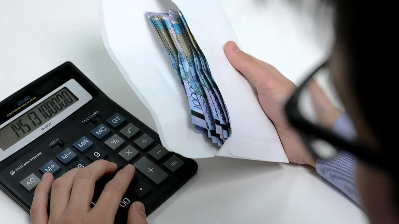 Жастарға зейнетақы жинағын ерте шешіп алу қиындамақ