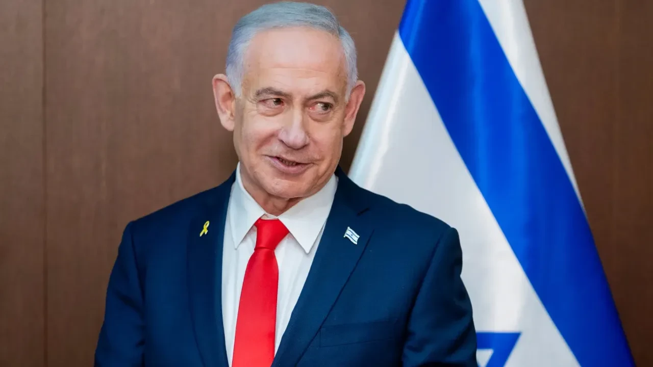 Иранские ракеты ударили по офису Нетаньяху