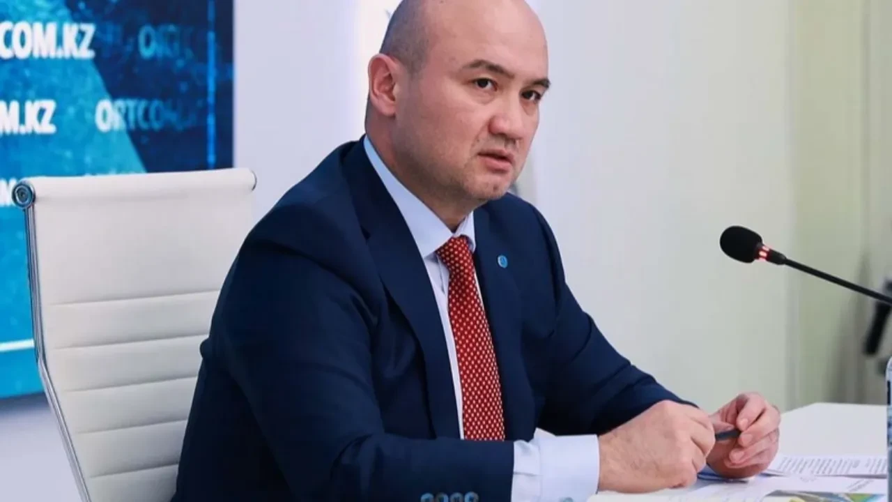 Глава "КазАвтоЖола" раскрыл сумму своей зарплаты