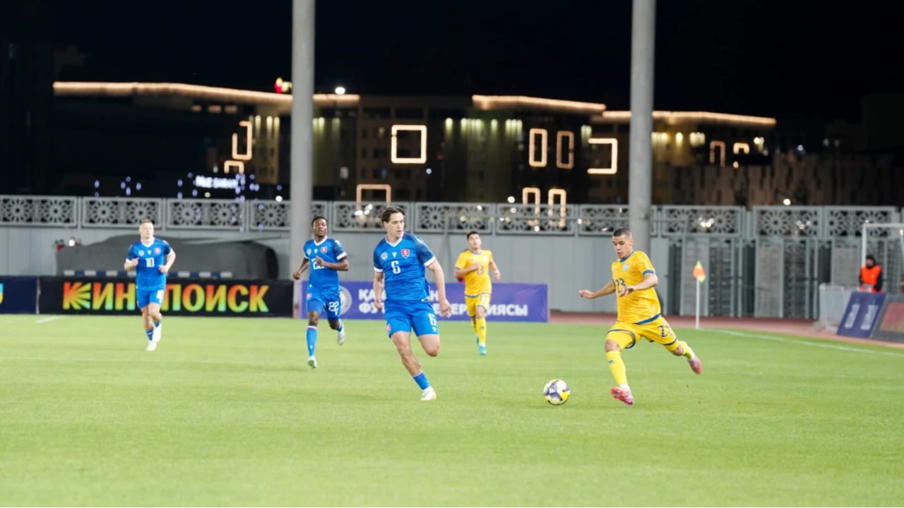 «Туркестан Арена» приняла первый матч под эгидой УЕФА и собрала полный стадион