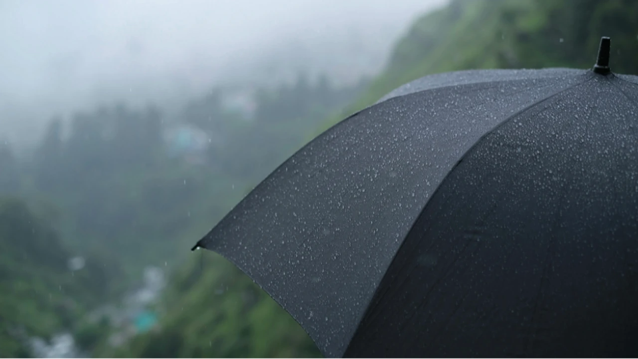 Storm Warning Issued Across 17 Regions of Kazakhstan