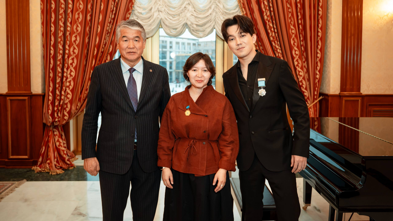 Димаш Құдайберген мен Самал Еслямова ТҮРКСОЙ-дың жоғары марапаттарын иеленді