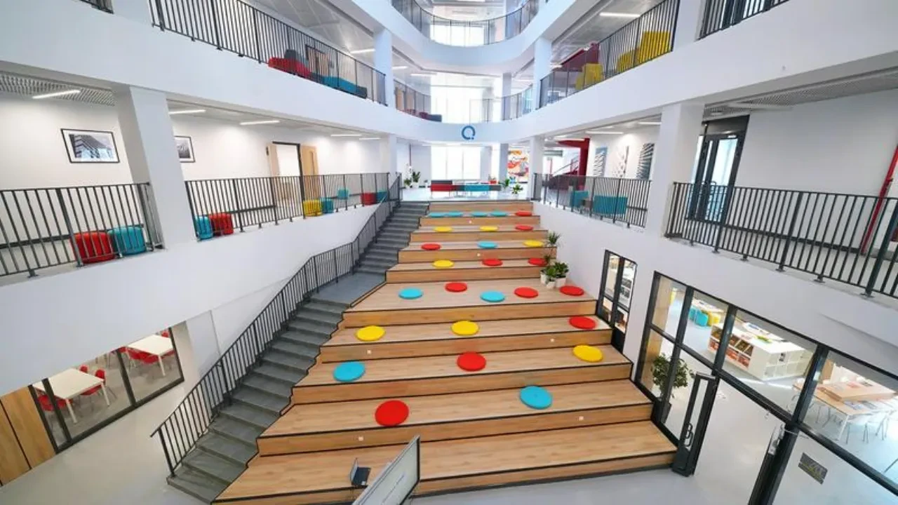 С 2027 года в Казахстане изменятся правила для частных школ