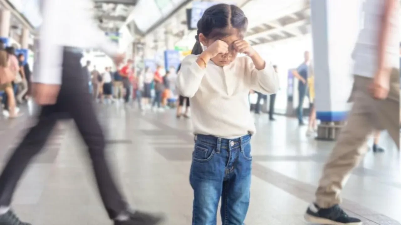 Грузияда ата-анасының қарауынсыз қалған 7 жасар қазақстандық қыз елге қайтарылды