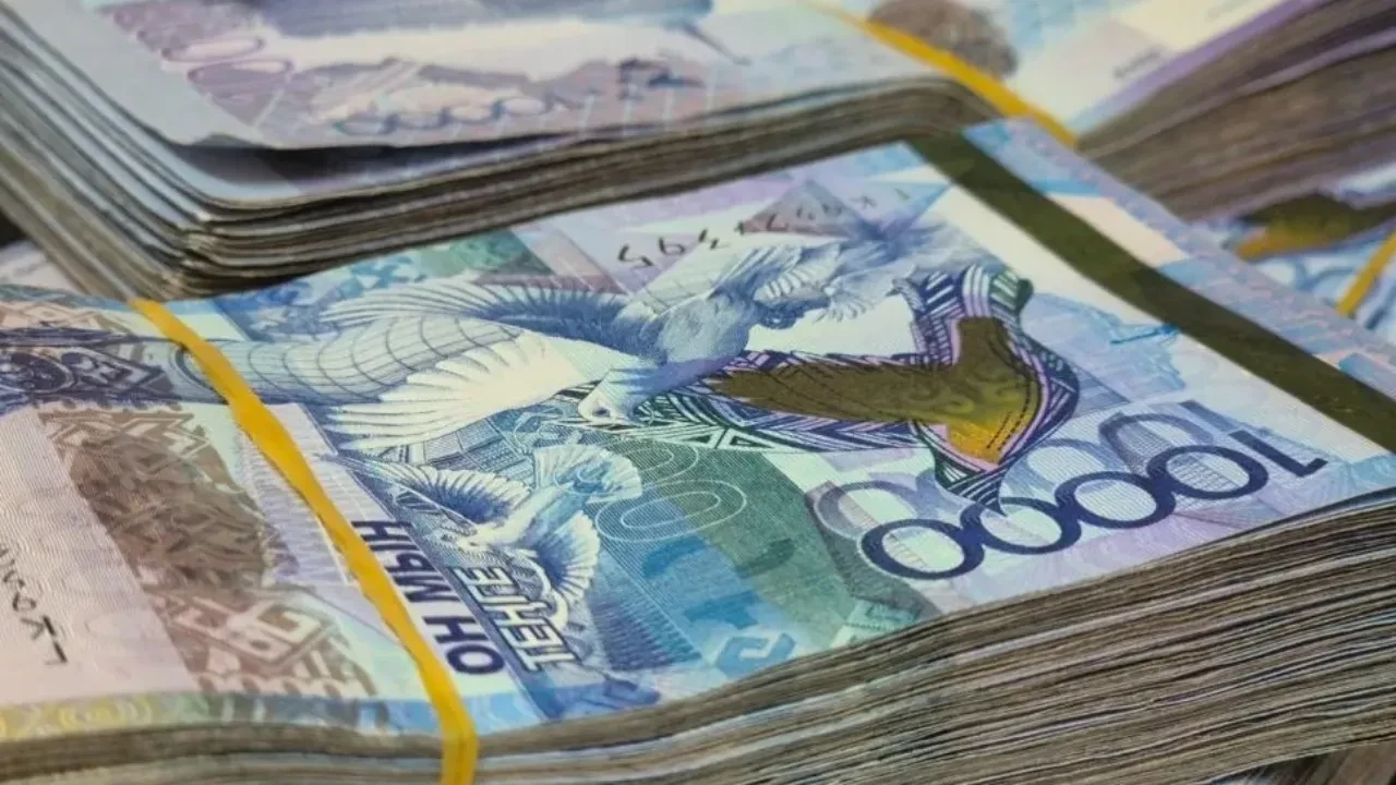 В Актау осудили бухгалтера, «оформлявшую» пособия для беременных