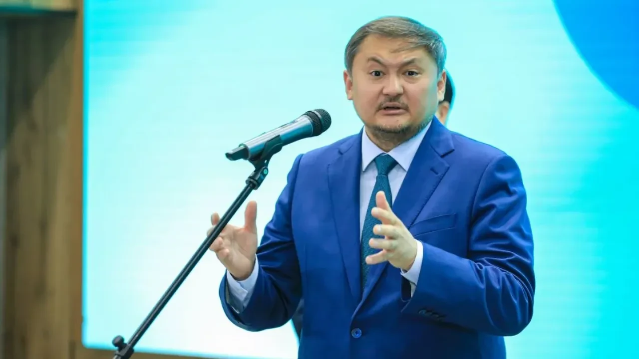 Лишь четверть компаний запрашивает диплом о высшем образовании