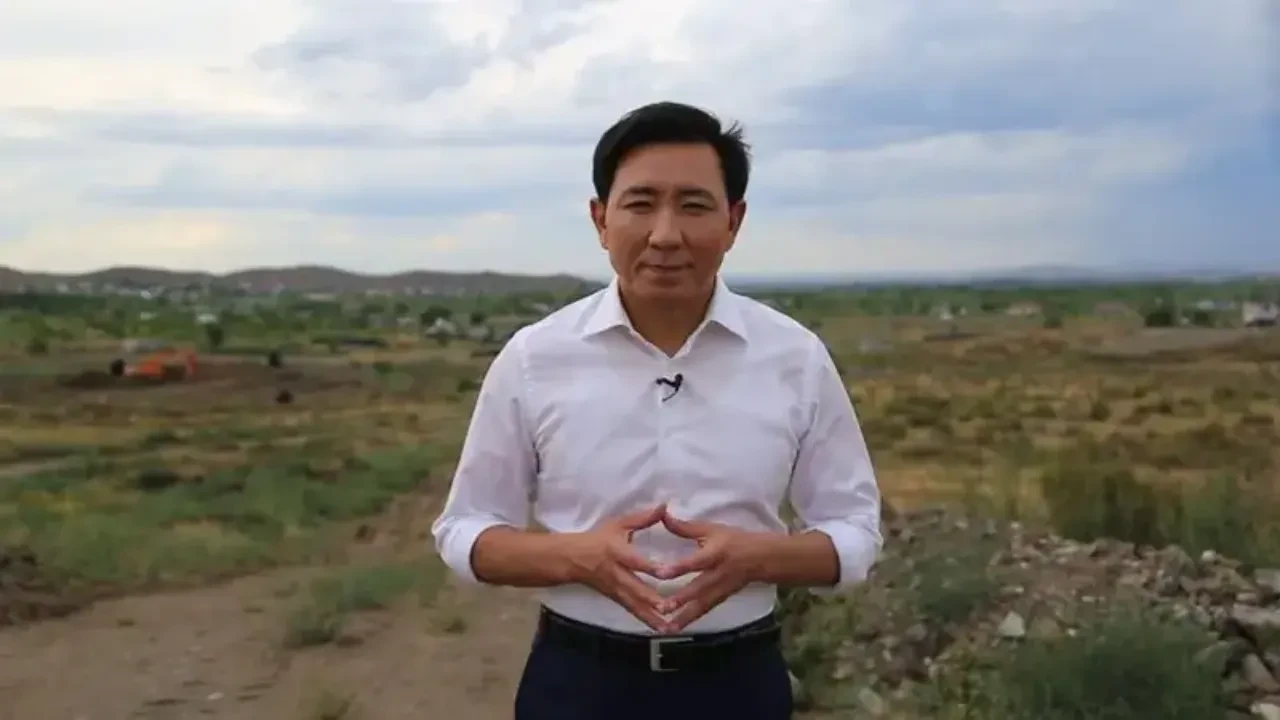 Экс-аким Жаксылык Омар полностью признал свою вину