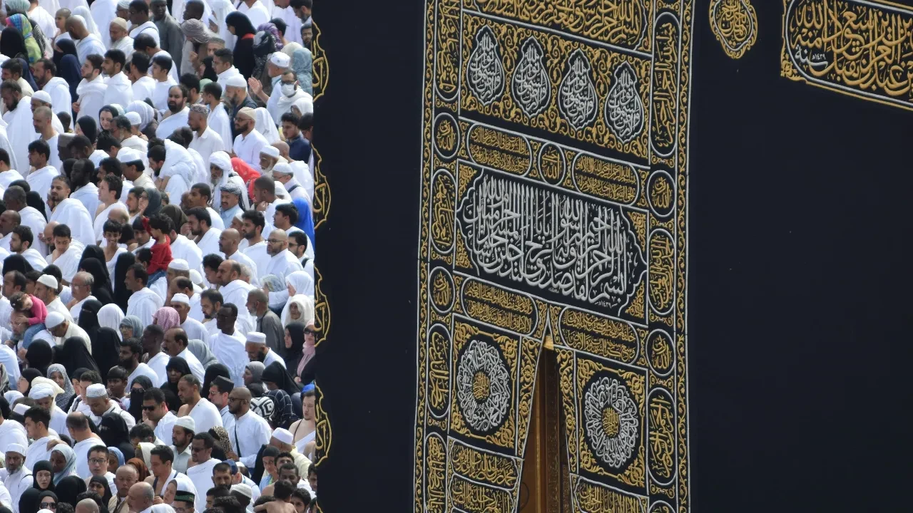 4000 казахстанцев отправятся в Мекку: всё о хадж-сезоне 2026 года