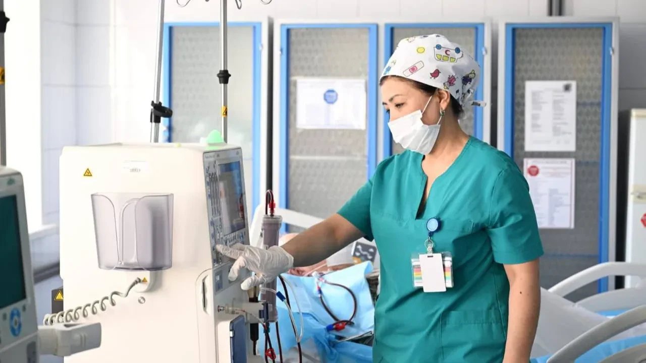 Thousands of Medical Professionals in Kazakhstan Operating with Expired Certificates
