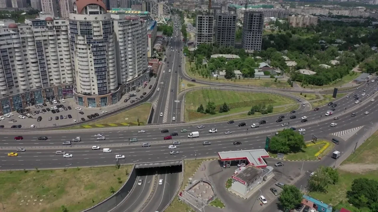 Алматинцы хотят назвать одну из главных улиц в честь и память о Шаханове