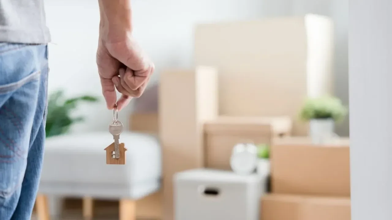 Қазақстанда тұрғындарды үйден шығармастан 10 күн бұрын ескерту жіберіледі