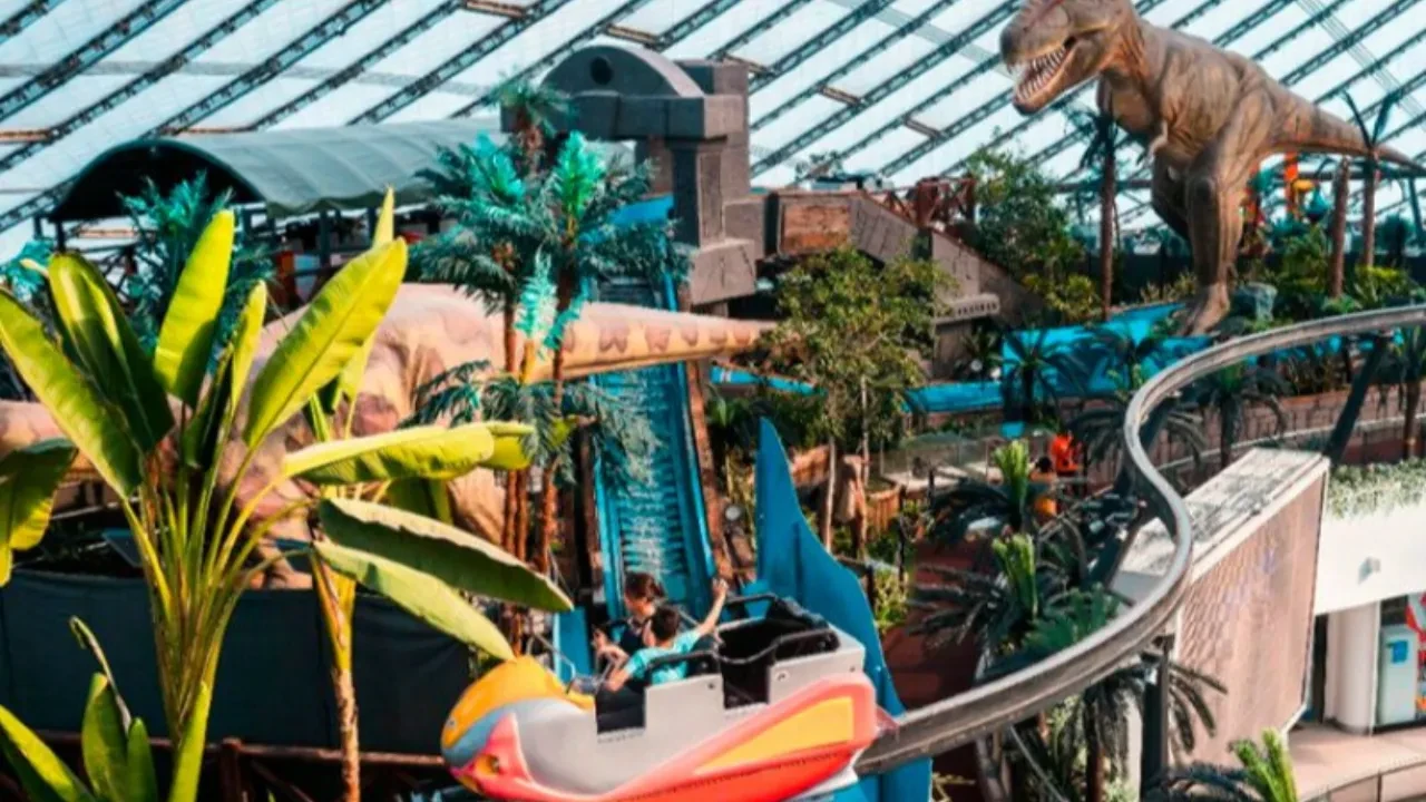 В Мажилисе предложили убрать игровые с верхних этажей ТРЦ