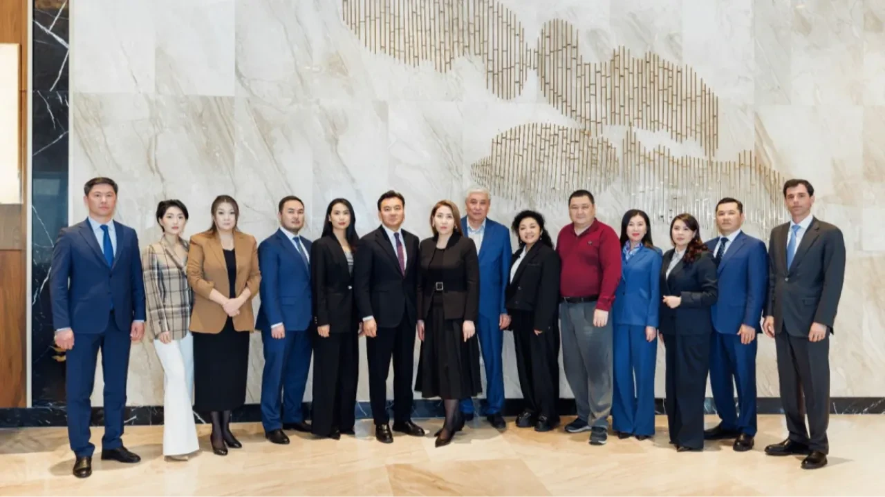 Новая партия в Казахстане: кто стоит за проектом «Әділет»?