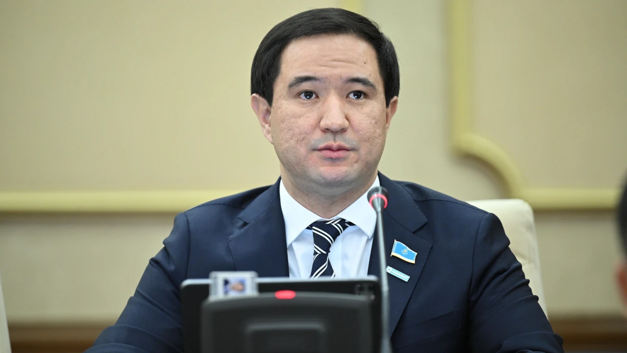 Депутат AMANAT потребовал превратить казахстанский транзит в реальный источник дохода