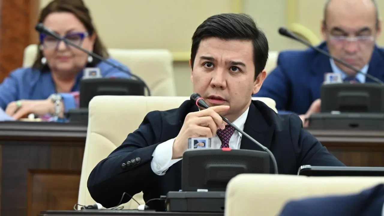 Депутат балалар лагерьлерінің сапасы мен қауіпсіздігін сынға алды