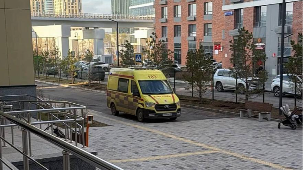 Восемь школьников напали на одноклассника с ЗПРР в Астане