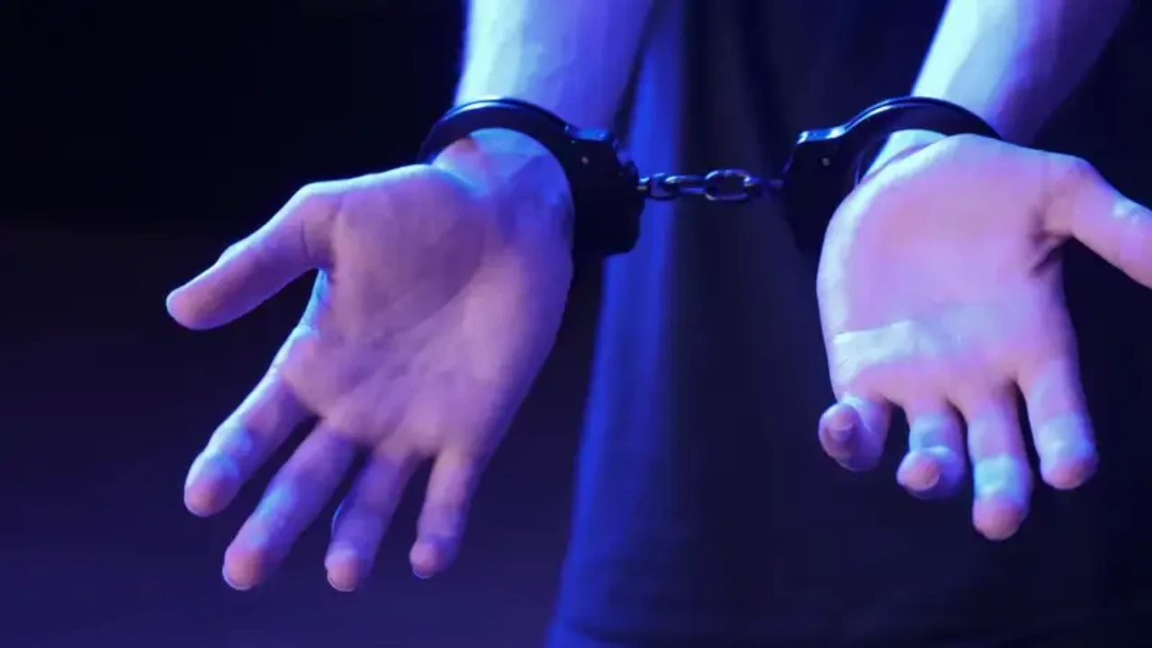 Students Warned to Avoid High-Paying Summer Jobs Linked to Crime