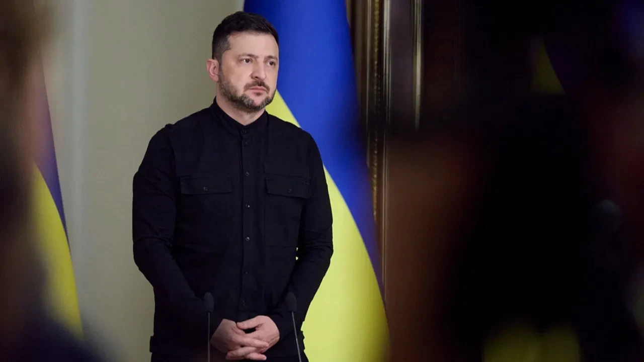 Зеленский келіссөздер арқылы соғысты қысқа дейін аяқтау мүмкіндігі туралы мәлімдеді