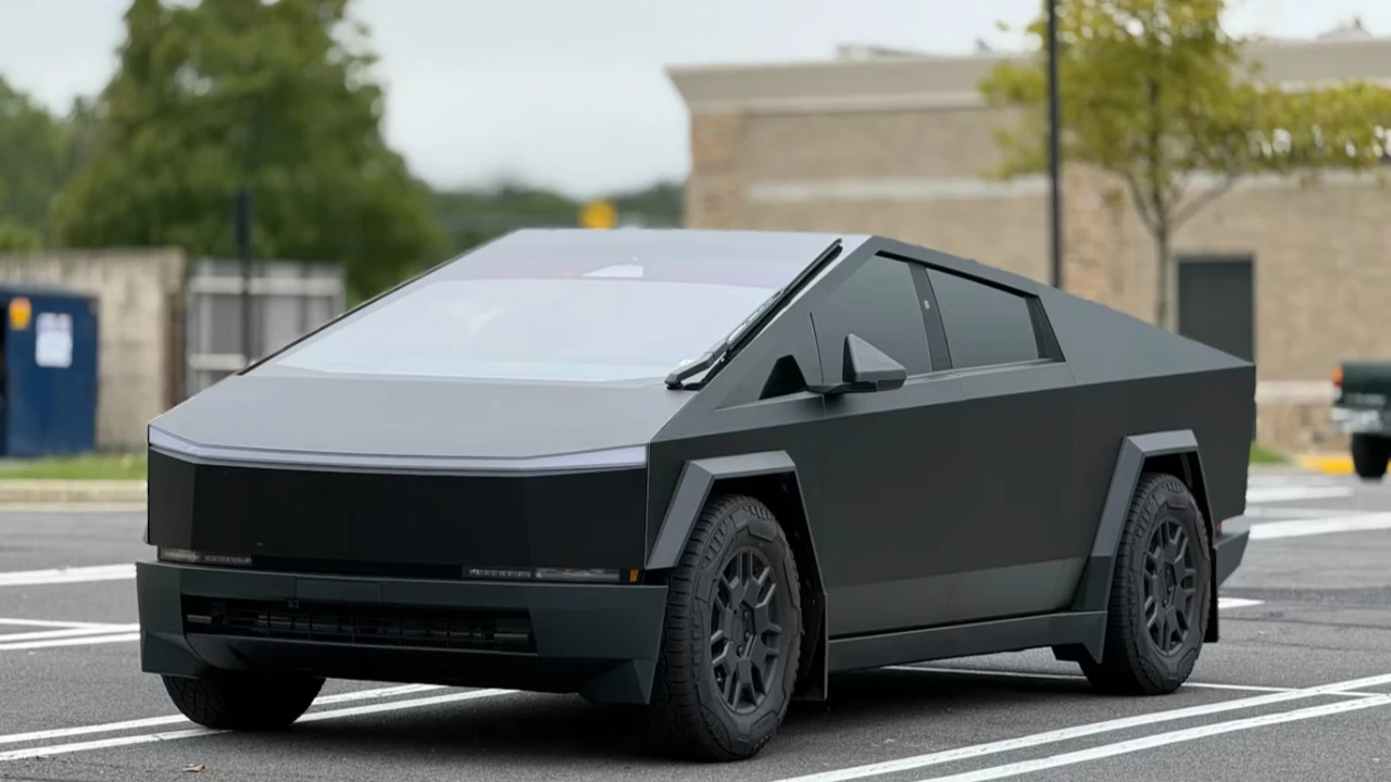 Новые Tesla Cybertruck приобретут для служб МЧС