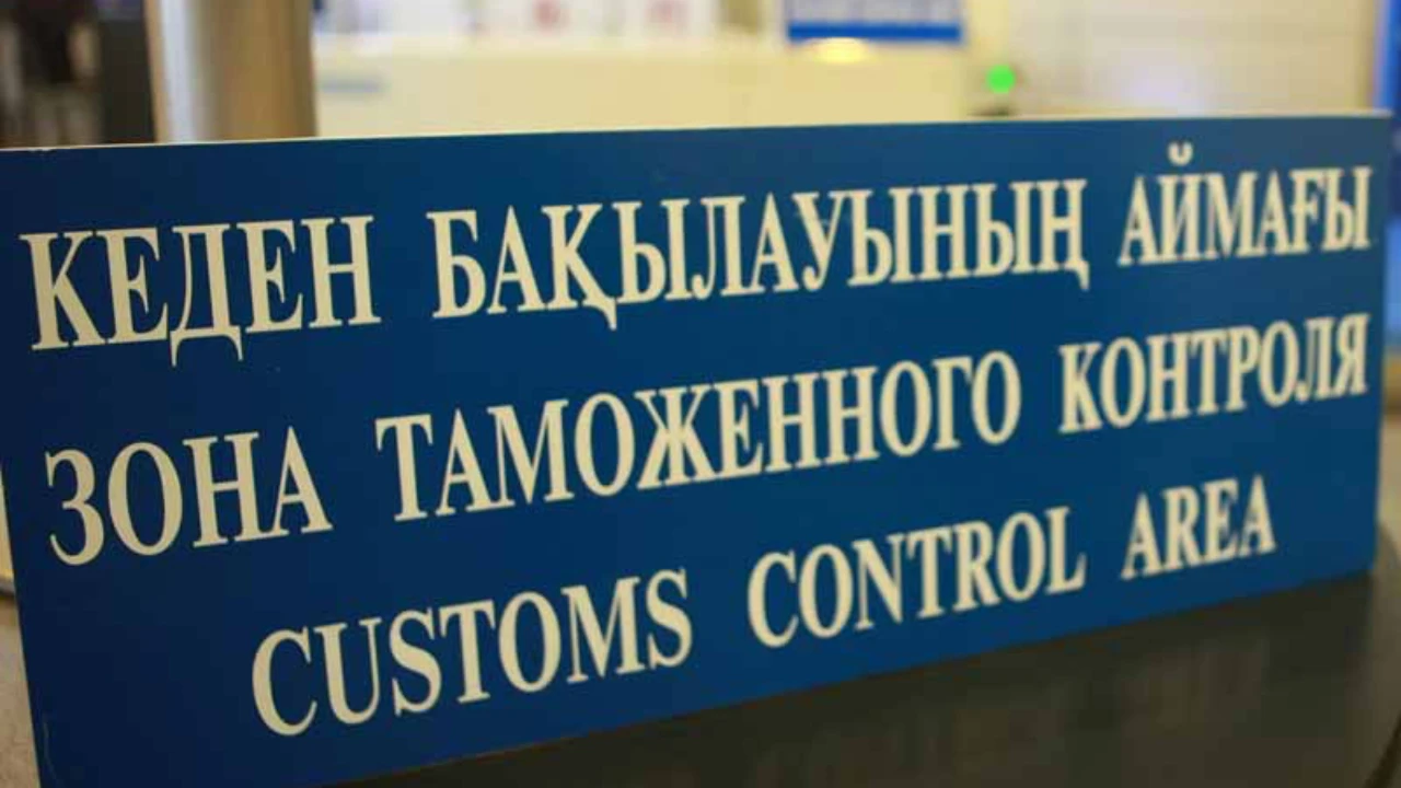 Бектенов: С 1 сентября ввозимые в страну автомобили будут на жестком контроле