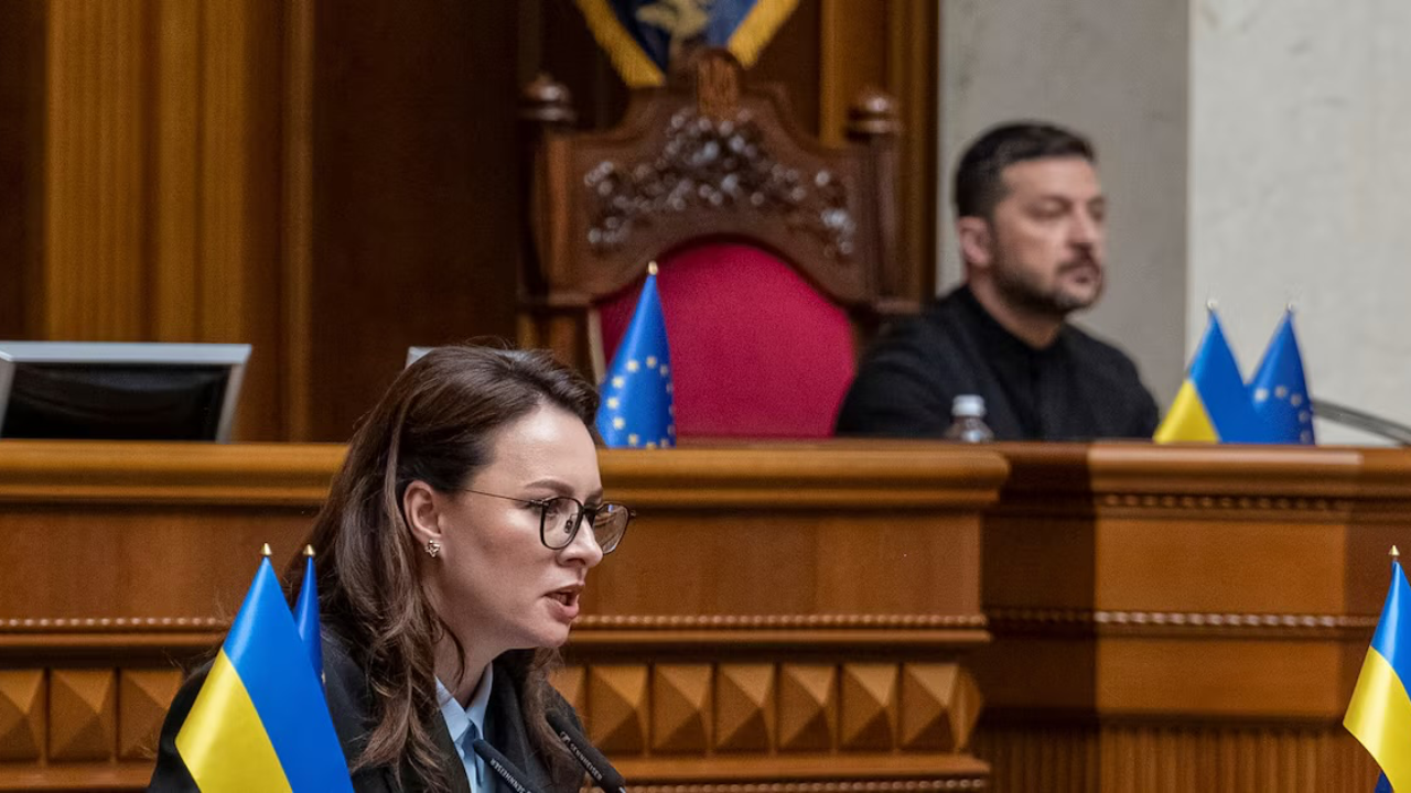Правительство Украины ушло в отставку