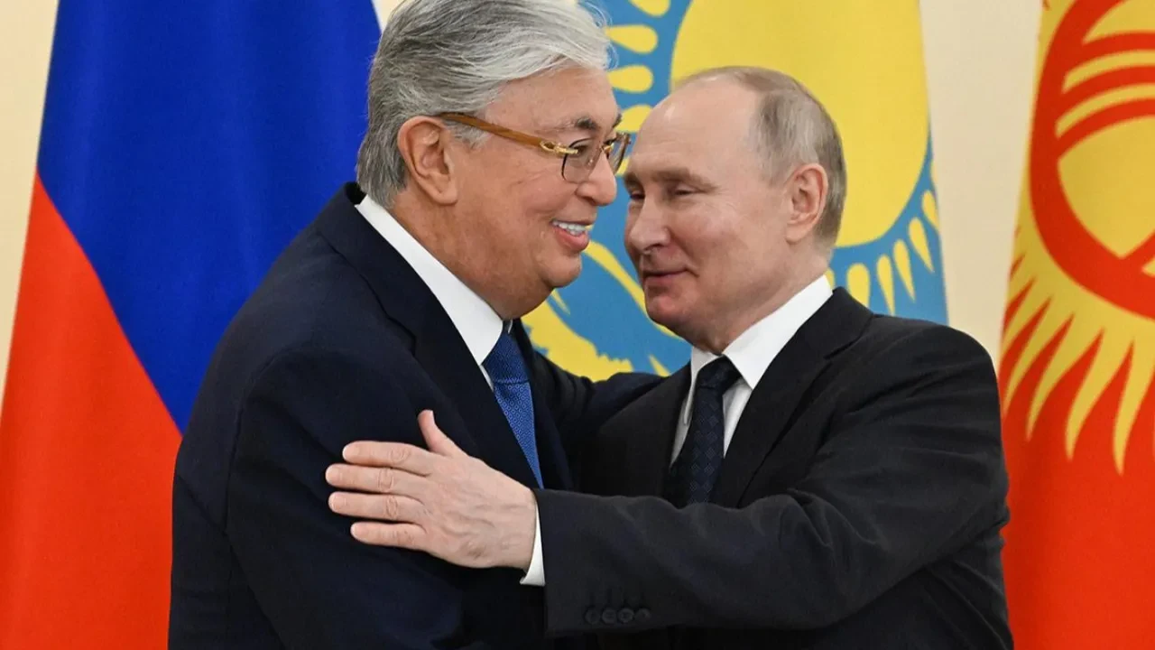 Путин Тоқаев пен «Әділетті» сайлаудағы жеңісімен құттықтады