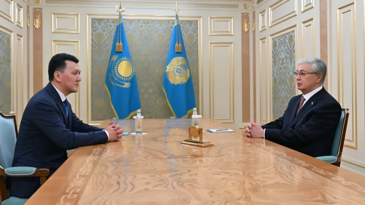 Тоқаев Вице-Президент Ерлан Қаринге бірқатар міндет жүктеді
