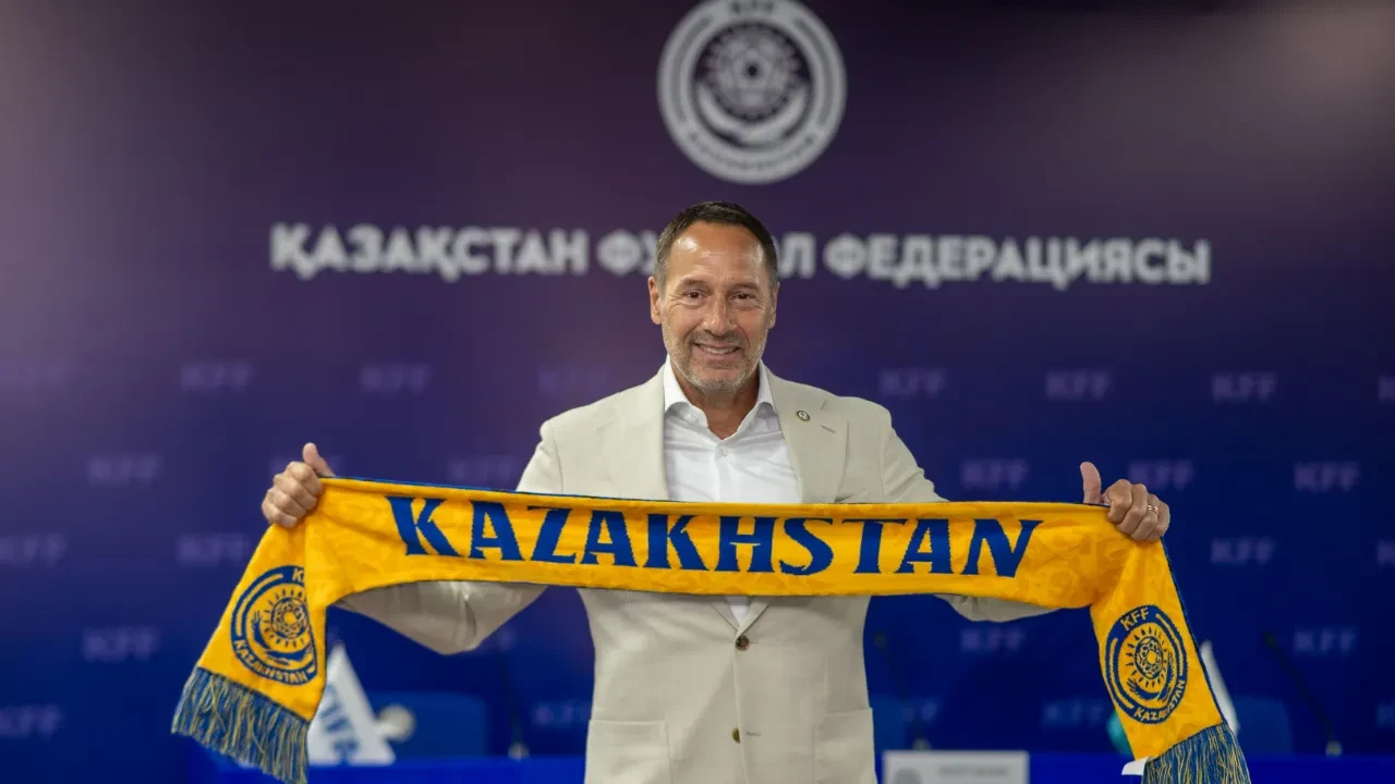 Жаңа бапкер, ескі мәселе: ван ’т Шкип Қазақстан құрамасын өзгерте ала ма?