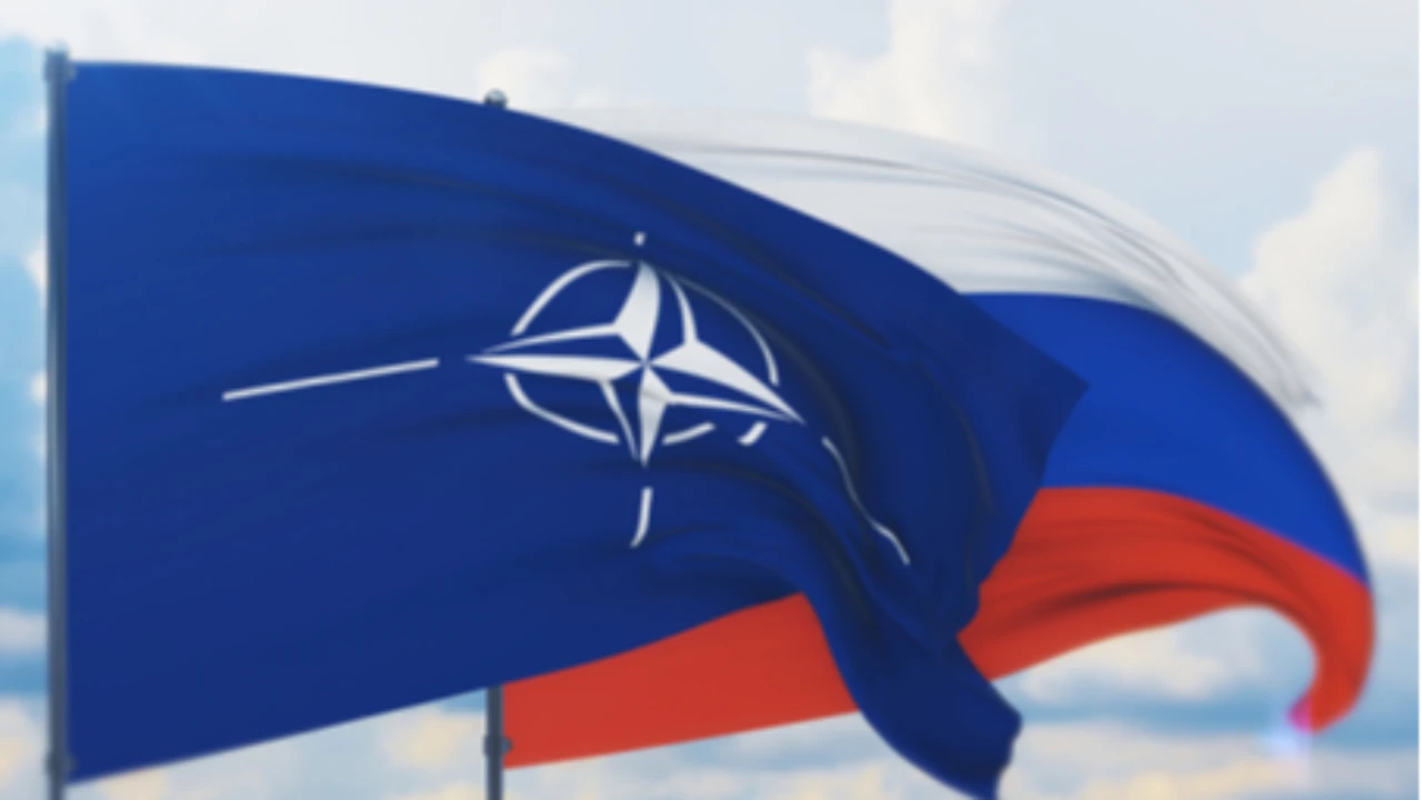 ЦРУ басшысы Мәскеуге НАТО-ға шабуыл жасауға болмайтынын ескерту үшін барған – БАҚ