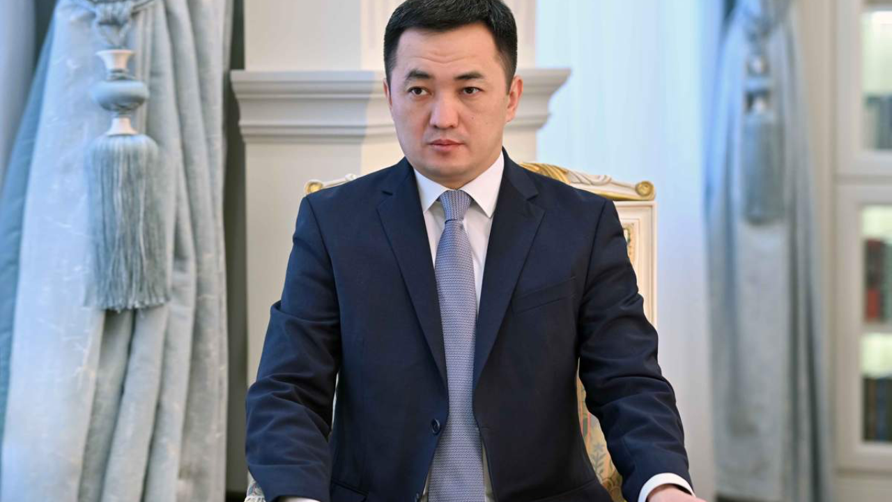 Станет ли Айбек Дадебай председателем Құрылтая