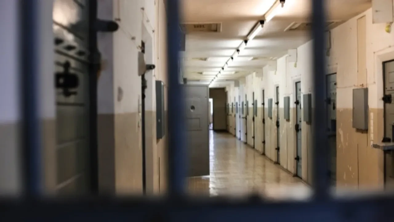 Павлодарда полиция бөлімінде ер адам қайтыс болды: туыстары мән-жайды анықтауды талап етті