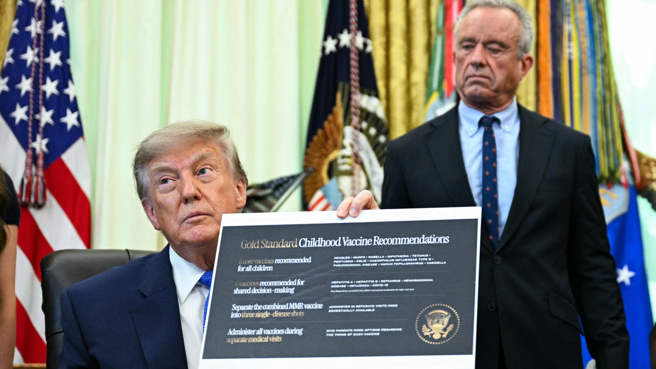 «Вакцины могут провоцировать развитие аутизма» - Трамп сократил число детских прививок