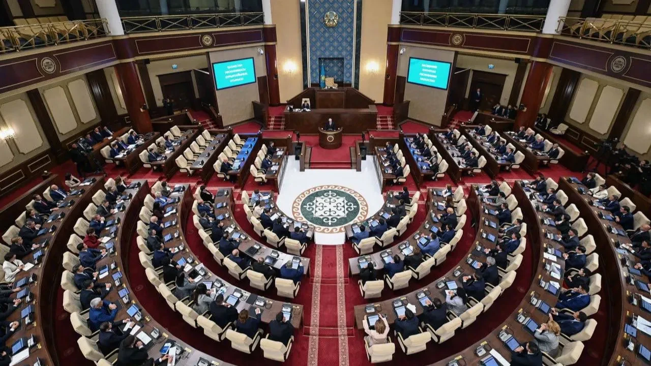 «Әділет» Құрылтайдағы спикерлерін 13 бағыт бойынша бөлді