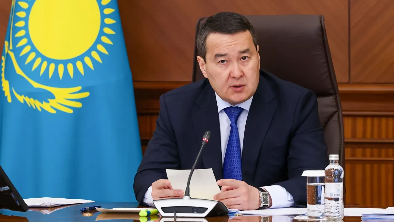 Бұрынғы Премьер-Министр Әлихан Смайылов Жоғары аудиторлық палатаны басқаруды жалғастырады