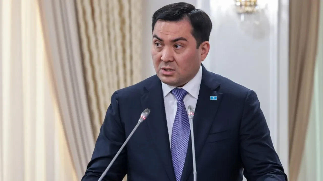Ерлан Ақкенженов Энергетика министрі қызметінде қалды
