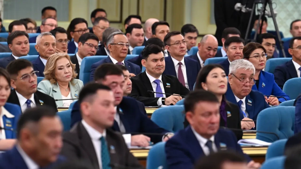 Как записаться на прием к депутатам Құрылтай