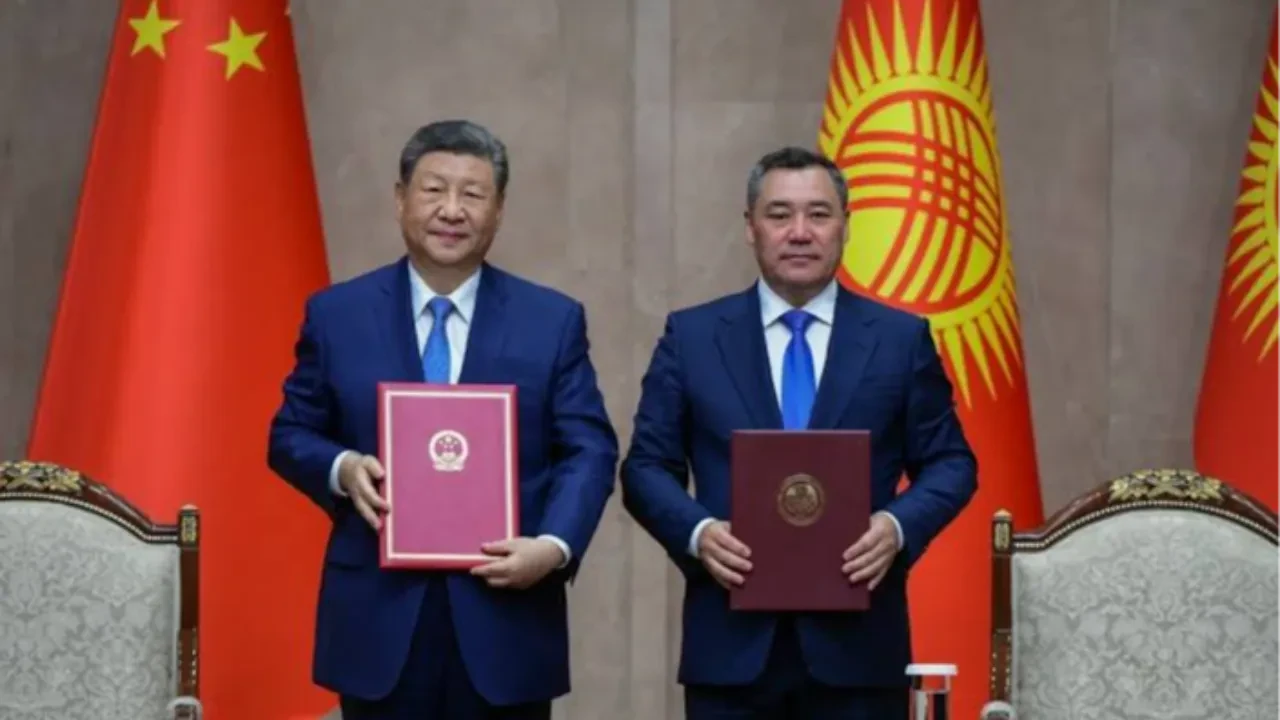 Kyrgyzstan and China Sign Treaty on Eternal Good-Neighborliness and Agree to Construct Border Bridge