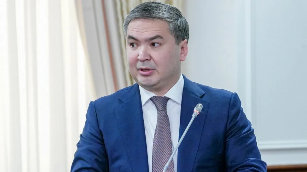 Ерсайын Нағаспаев Өнеркәсіп және құрылыс министрі қызметінде қалды