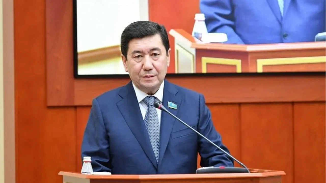 Токаев выдвинул кандидатуру Кошанова в председатели Қазақстан Халық Кеңесі