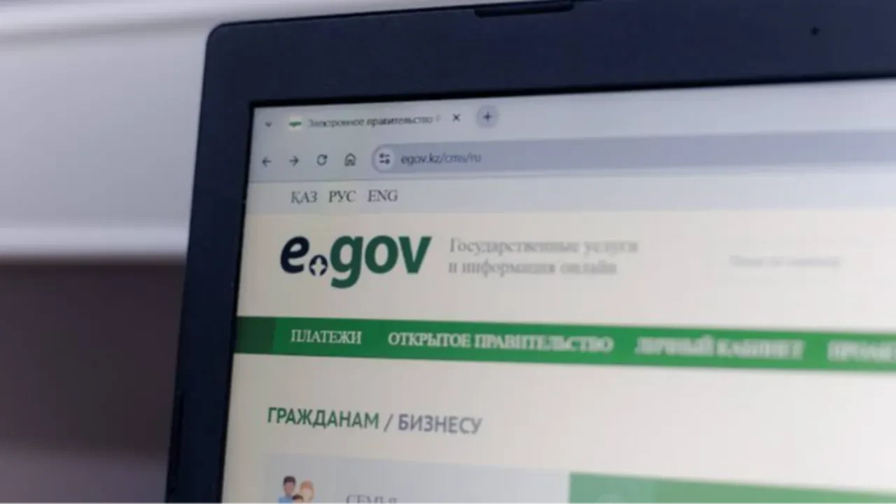 Новая поправка: если нотариус передаст ЭЦП помощнику, его лишат лицензии