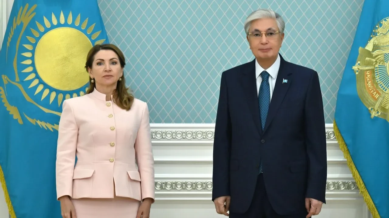 Тоқаев: Тіл саясиландыратын мәселе болмауға тиіс